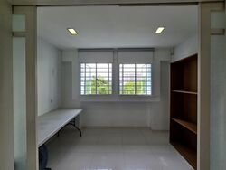 Blk 892 Tampines Avenue 8 (Tampines), HDB Executive #585615581